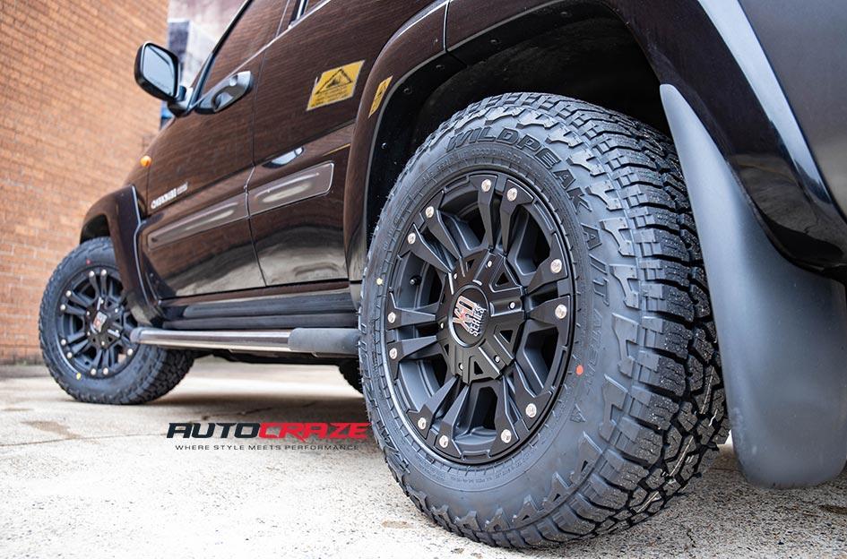 JEEP-CHEROKEE-MONSTER-XD-2-MATTE-BLACK